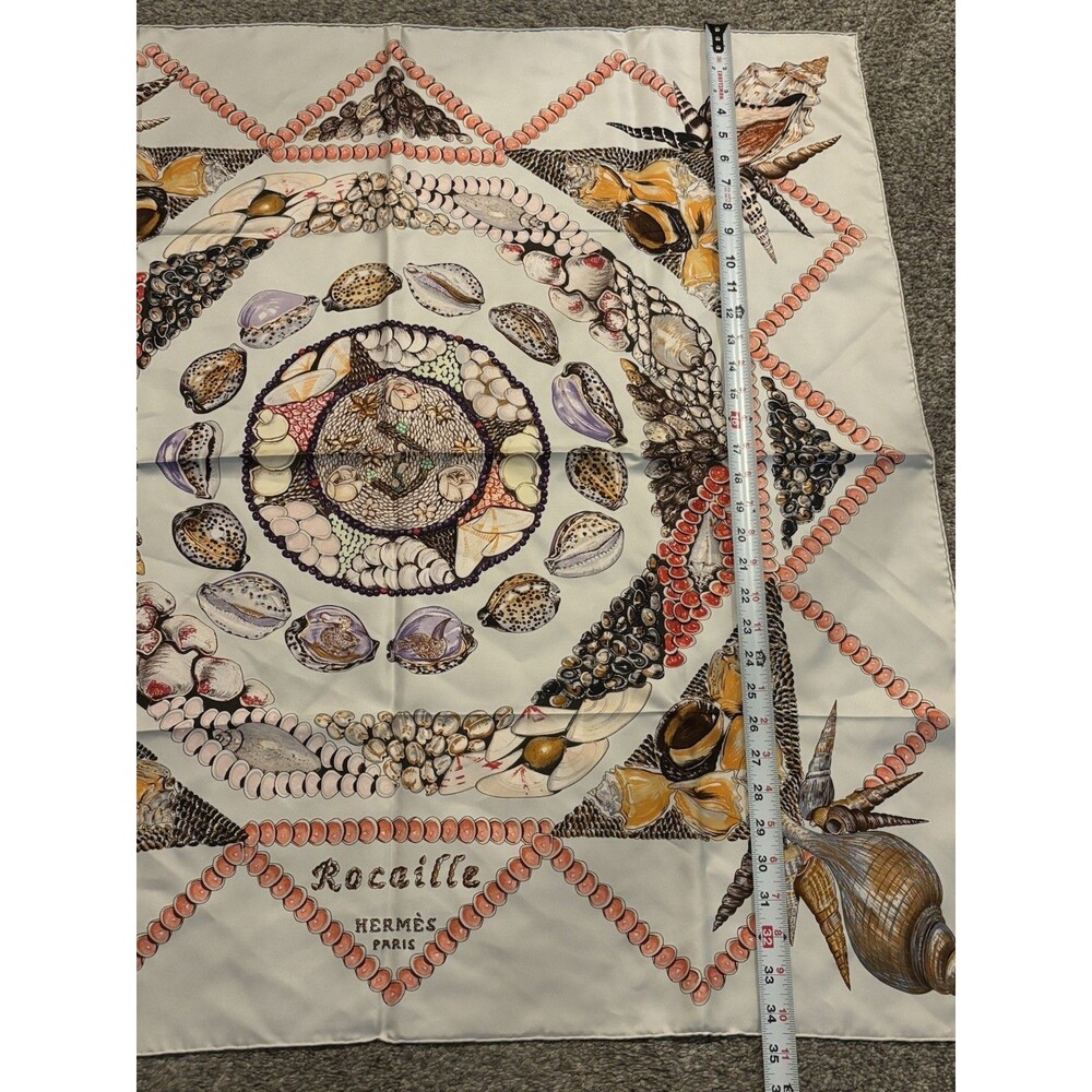 Hermes Silk Scarf 90 ROCAILLE Shell Vintage Design No Box - Picture 2 of 11